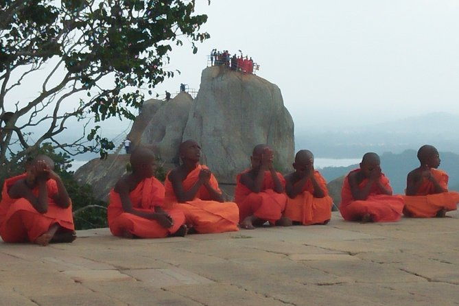 SRI LANKA EXPERIENCES- 12 Nights/13 Days Tour - Authentic Experiences & Tips