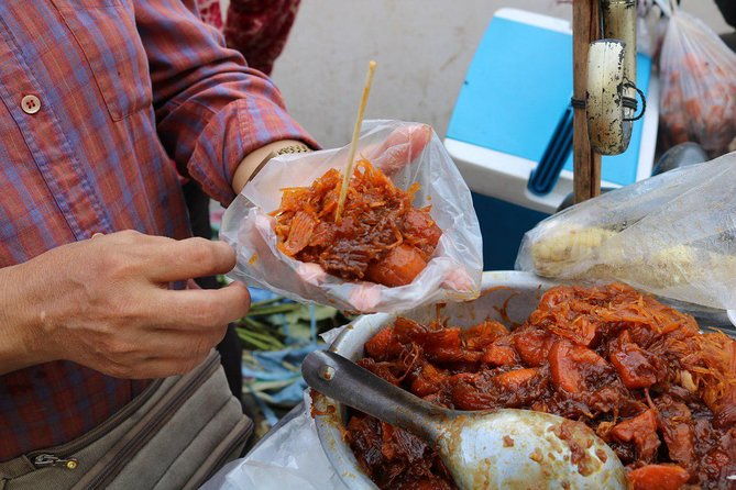 Street Food Tasting Tour including Dinner - Analyzing the Value