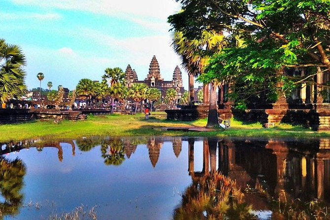 Sun Rise at Angkor Wat Small Group Day Tour from Siem Reap - Who Should Consider This Tour?
