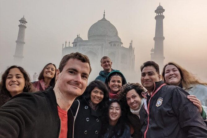 Taj Mahal, Agra Fort and Baby Taj Day Tour from Delhi by Car - Exploring Agra Fort: Mughal Grandeur