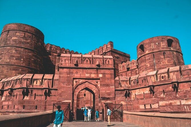 Taj Mahal and Agra Fort Private Full Day Tour By Car - Visiting the Taj Mahal: A Highlight of the Trip