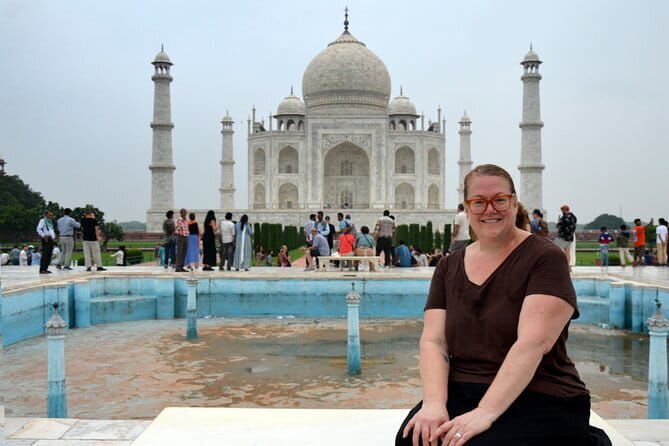 Taj Mahal and Agra fort Private Tour from Delhi - All Inclusive - Exploring Agra Fort