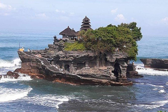 Tanah Lot And Ubud - Full Day Private Tour - Pickup and Transportation