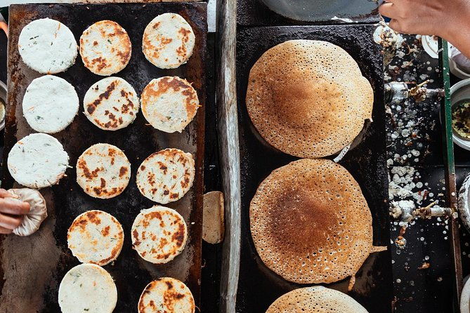 The 10 Tastings of Kandy With Locals: Private Street Food Tour - Food and cultural highlights