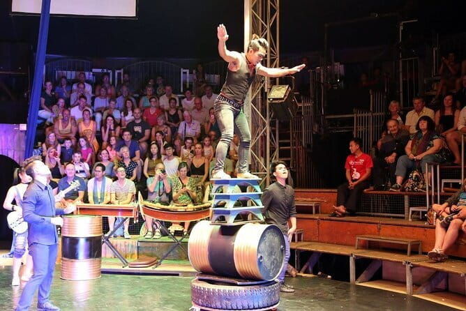 The Cambodian Circus Show and Pub Street Night Market - The Pre-Show Dinner at Phare Café