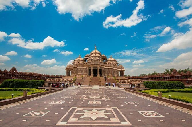 Tour to Akshardham temple with Guide and Delhi Tranfer - What the Reviews Say