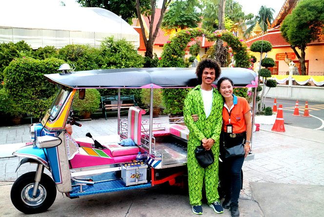 Tuk Tuk Bangkok Private Tour: WW2 Pad Thai, 360-Viewpoint, Chinatown (Pickup) - Practical Tips for Making the Most of This Tour