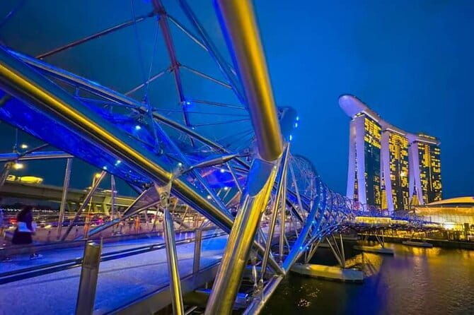 Twilight Magic Singapore River Cruise and 2 Light Show - A Detailed Look at the Twilight Magic Tour