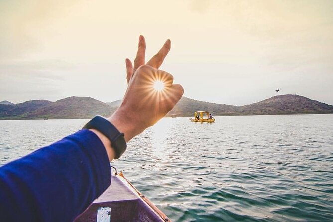 Udaipur in Half Day Sightseeing with guide and transfers - Transportation and Logistics