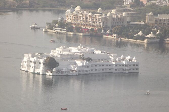 Udaipur One Day Private Tour with Guide - Detailed Breakdown of the Itinerary