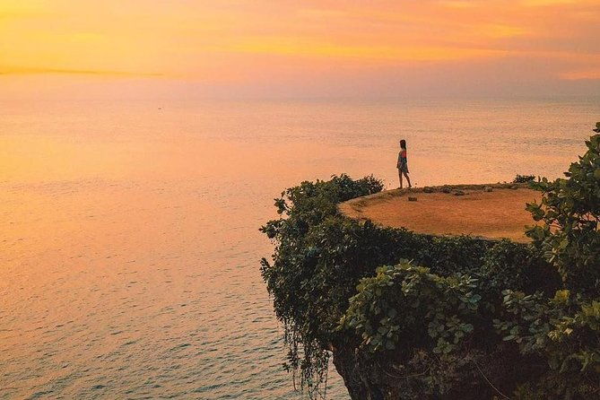 Uluwatu & Kecak Dance Tour (Private Half Day Tour) - The Transportation and Guide Experience