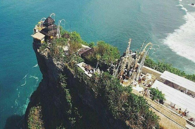 Uluwatu Temple Kecak Fire Dance Private Guided Tour - Getting Started: Private Transfers with Wi-Fi