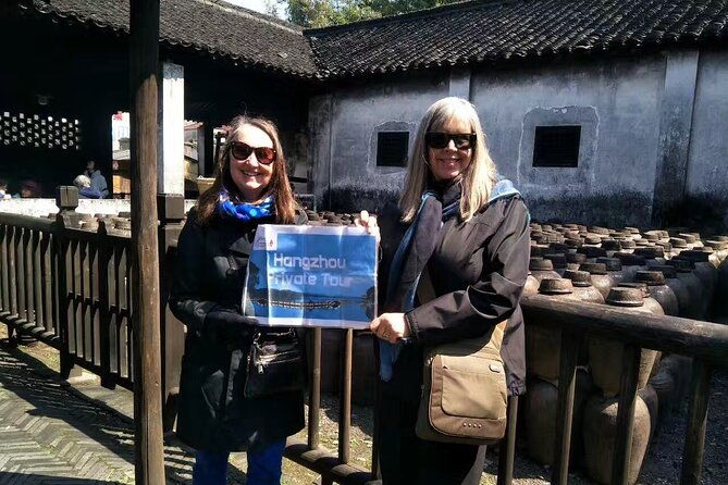 Wuzhen Water Town Delight Tour With Riverside Lunch Experience - Who This Tour Is Perfect For