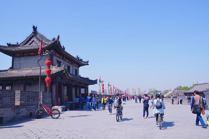 Xi'an City Wall: Guided Tour with Cycling Option - The Value of This Tour