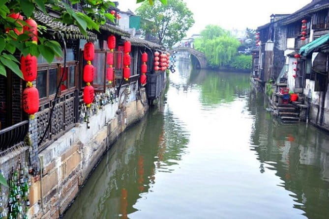 Xitang Water Town Private Tour from Shanghai with Hot Spring Spa Experience - Who Would Enjoy This Tour?