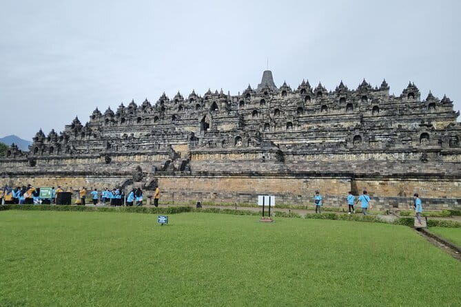 Yogyakarta: Borobudur Top Access (Ticket Assistance) & Selogriyo - Transportation & Practical Details