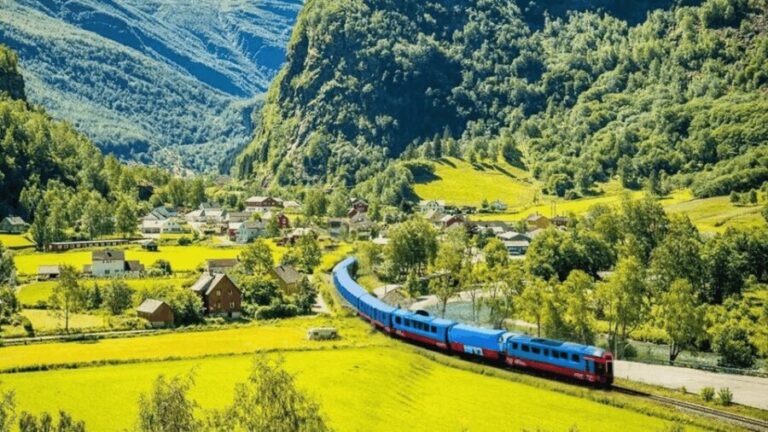 2day tour hardanger bike vøringsfossen and flåm næroyfjord - The Itinerary in Detail