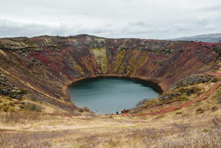 3-Day Golden Circle & South Coast Tour with Glacier Hike - FAQs