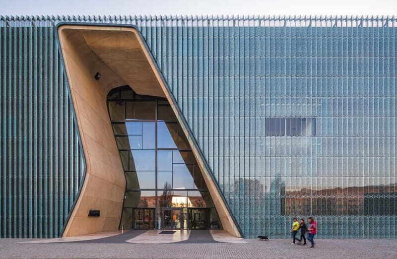 3 hour: POLIN Museum of the History of Polish Jews Tour - Who Would Benefit Most from This Tour?