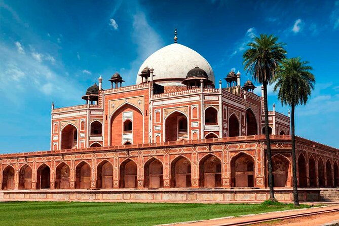 05 Days Golden Triangle Tour with Ranthambore Jungle Safari - FAQs