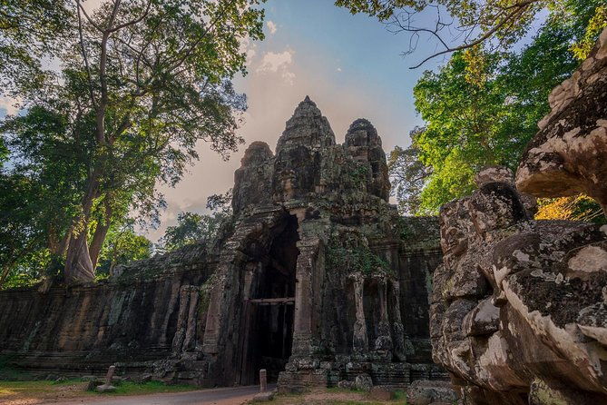 1-Day Amazing Angkor Wat Tour with Sunset & All Interesting Major Temples - FAQ