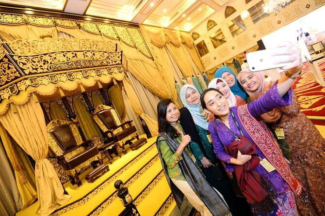 *14 Hrs Melaka Ultimate Van Tour from Port Dickson w' Tour Guide - The Sum Up