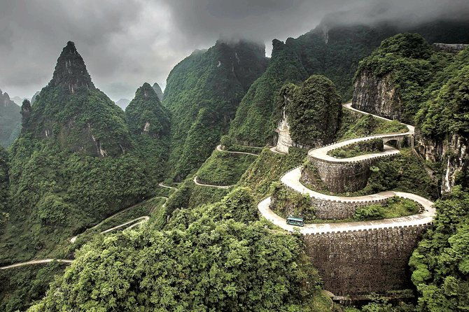 2-Day Best Of Zhangjiajie-Avatar World & Tianmen Mountain Tour - Authentic Experiences and Insider Insights