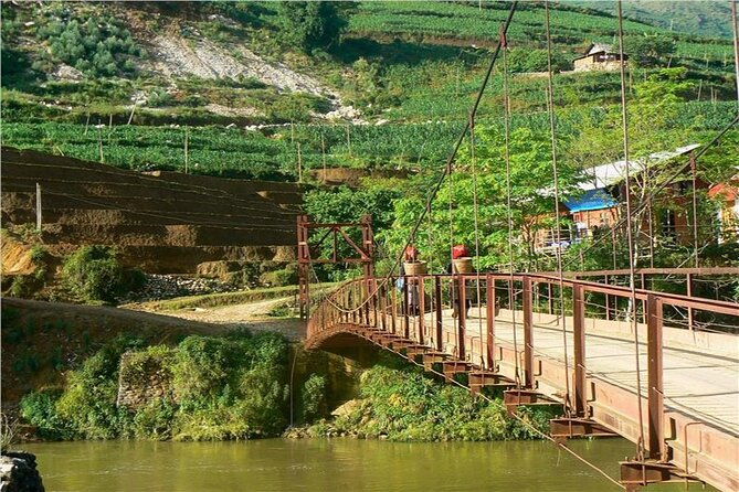 3-Day Trekking Adventure of Sapa from Hanoi - Stay Ta Van Village - What Makes This Tour Stand Out