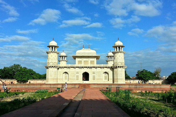 3 Days Golden Triangle Tour- Delhi - Agra - Jaipur - FAQ