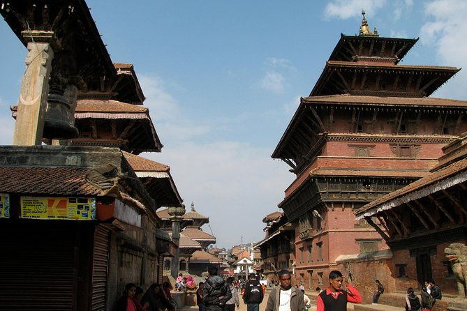 4 Days Amazing Holiday in Nepal - Guides and Customer Service