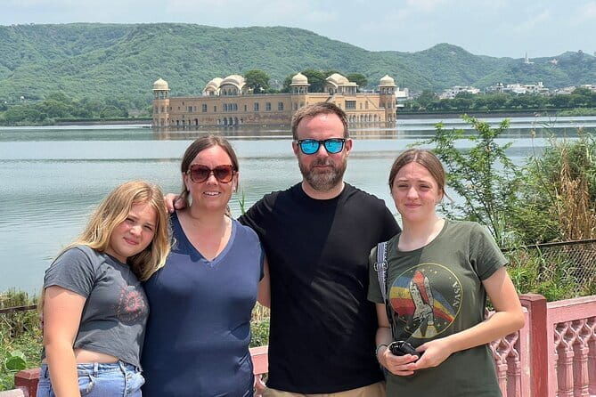 4 Days Luxury Golden Triangle Tour to Agra and Jaipur From Delhi - Potential Considerations