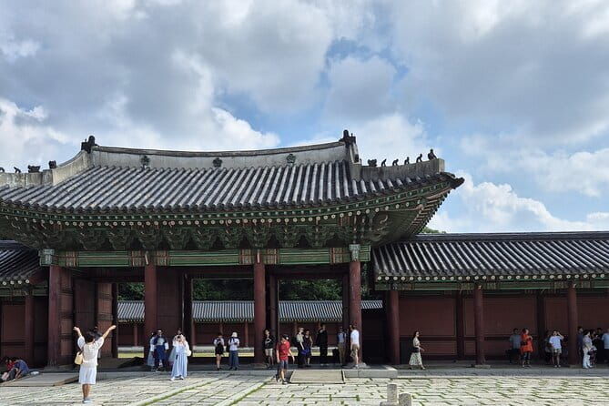 4 Hours UNESCO Palace and Street Food Tour in Seoul - FAQs