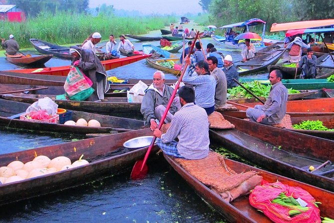 5-Days Kashmir tour includes Accommodation and Private Transportation - FAQ