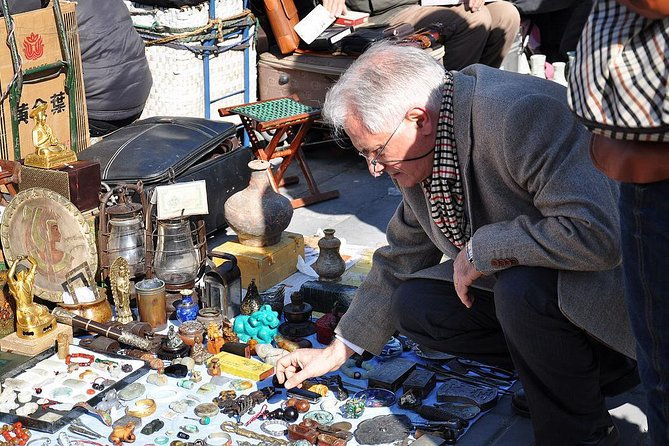 6-Hour Private Beijing Tour: Flower and Fish Market, Panjiayuan Antique Market and 798 Art Zone - Who Is This Tour Best For?