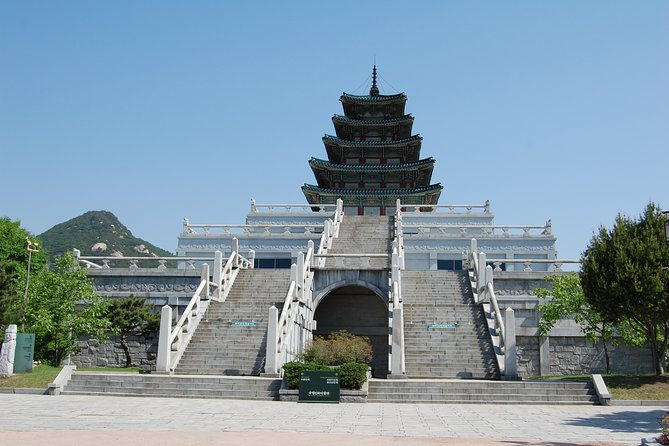 8 Hours Private tour with top attractions in Seoul - FAQs