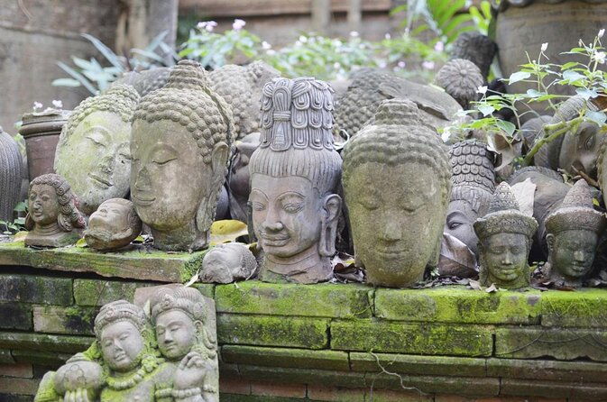 A must: Serene Sunrise, temple at dawn to beat the crowd & Alms to monks - Exploring the Itinerary: What to Expect from Dawn to Daylight