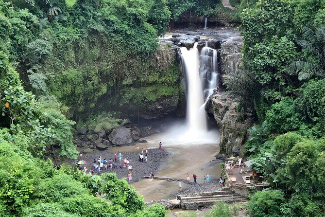 Amazing Ubud and Uluwatu Sunset Tour with Dinner Packages - Padang Padang Beach: Sun, Surf, and Serenity