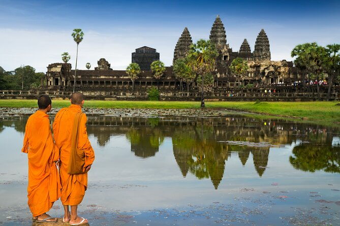 Angkor Sunrise Small Group Tour Inclusive Breakfast and lunch - Who Should Book This Tour?
