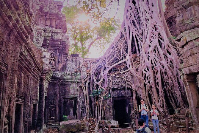 Angkor Wat Bakeng Sunset by Motorcycle Private Tour - Practical tips for travelers