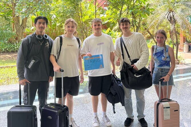 Bali Airport Pick up and Hotel Transfer in Private Car - Practical Tips for Booking and Using the Service