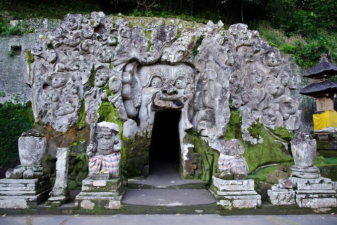 Bali Car-Charter: Ubud Full Day Tour - FAQ