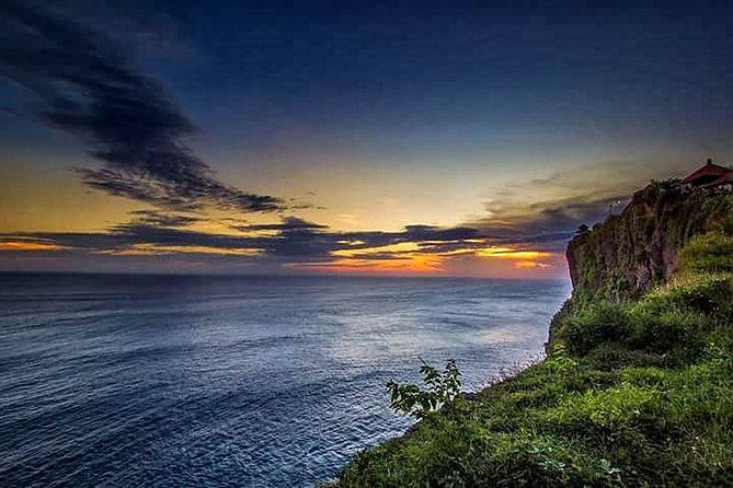 Bali Half Day Tour - Uluwatu Temple Sunset, Kecak Fire Dance, Jimbaran Dinner - The Kecak Fire Dance: A Mesmerizing Cultural Performance
