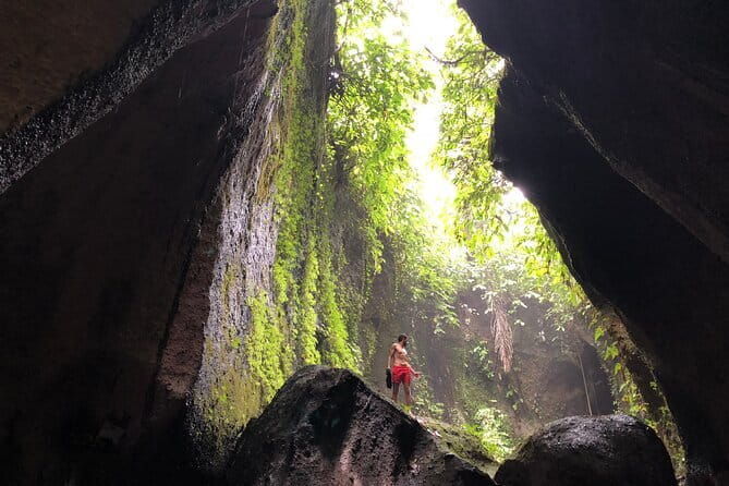 BALI INSTAGRAM TOURS; Heaven Gate, Tirta Gangga, Tukad Cepung waterfall - The Sum Up