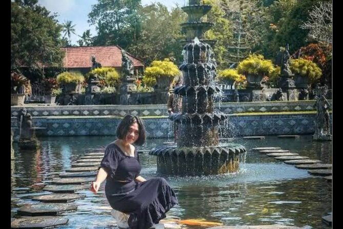 Bali : Instagrams Tour Lempuyang Temple, Tirta Gangga- Tukad Cepung , Tibumana Waterfall - The Sum Up