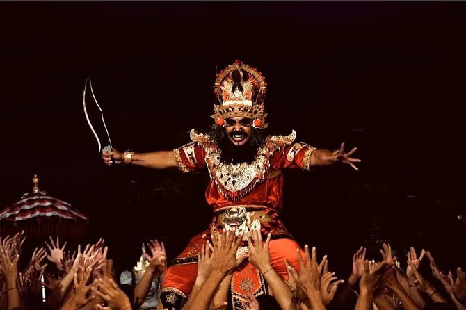 Bali Uluwatu Sunset Kecak Fire Dance and Beach Dinner Tour - Who’s This Tour Best For?