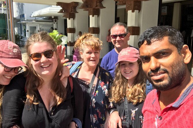 Bandaranayake International Airport (CMB) to Any Hotel in Negombo Drop Off - Practicalities & Tips