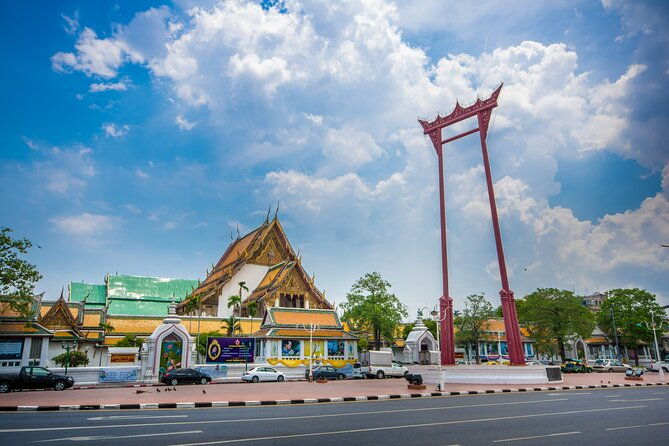 Bangkok: Backstreets and Temple Historic Bike Tour - The Practical Details