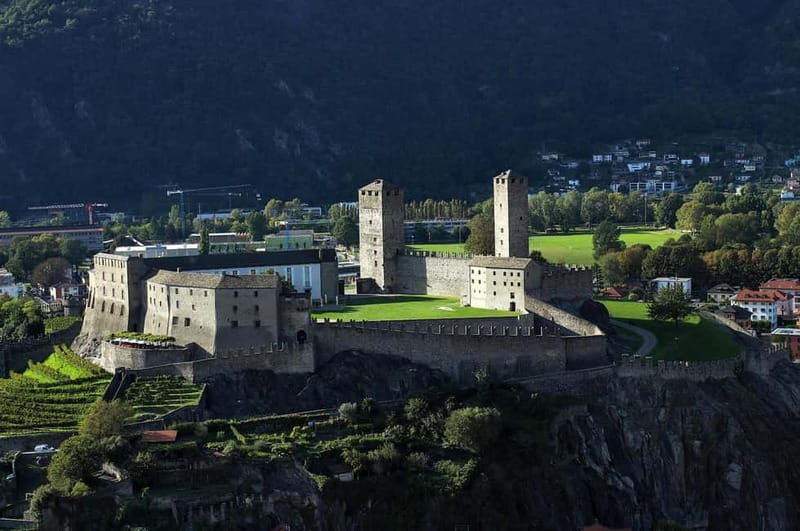 Bellinzona: Private Guided City Tour - The Sum Up