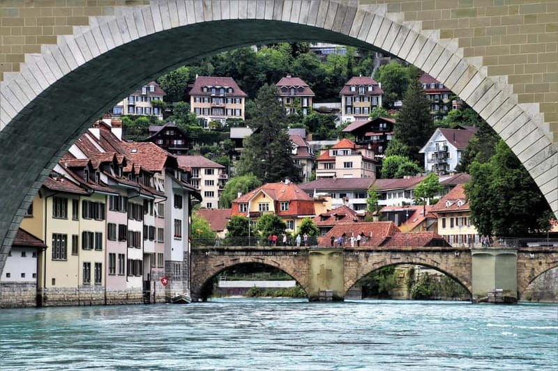 Bern: 2 Hour Private Guided City Tour - Why This Tour Works Well