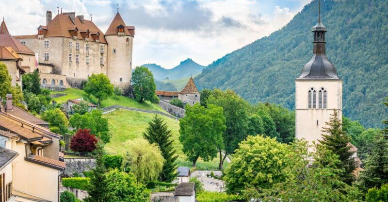 Bern: Gruyères Cheese and Cailler Chocolate Tasting Tour - The Itinerary in Detail